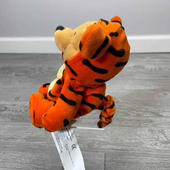 Vintage 1999 Winnie the Pooh Dress Up Tigger Beanbag Plush Tiger Orange Stripes - Picture 2 of 7